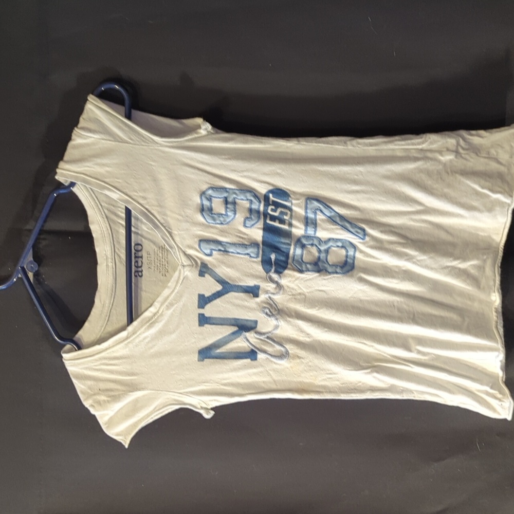 Aeropostale white tee